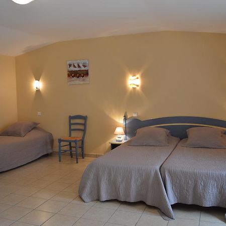 Cote Midi Chambre D'Hote Chaneins Exterior photo