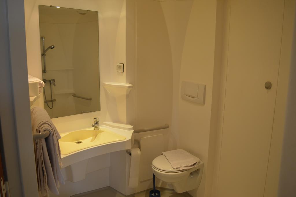 Cote Midi Chambre D'Hote Chaneins Exterior photo