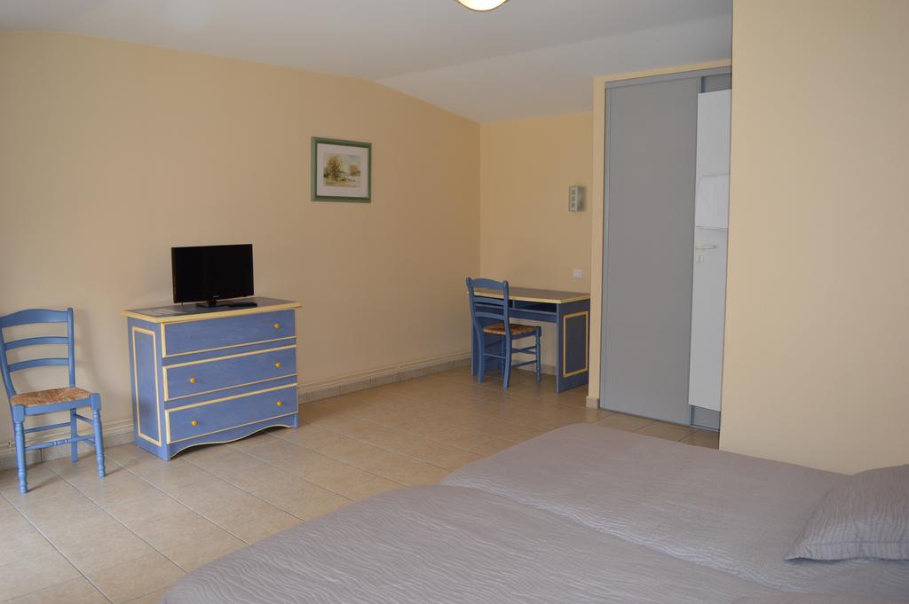 Cote Midi Chambre D'Hote Chaneins Exterior photo